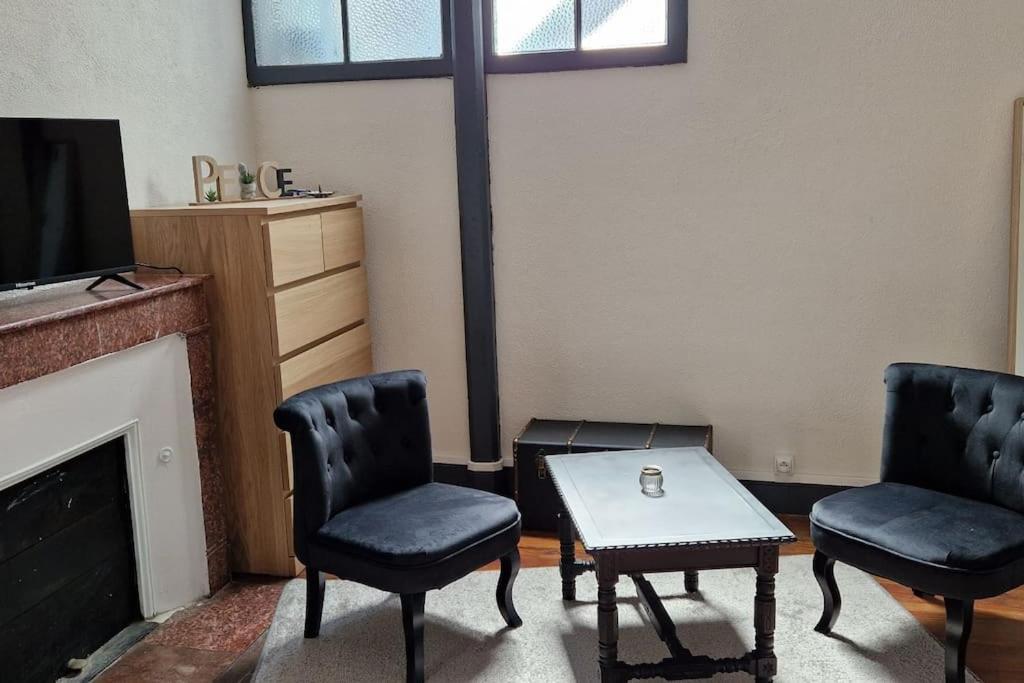 Chambre Dans Maison De Ville - 2 Personnes Олорон-Сен-Мари Екстериор снимка